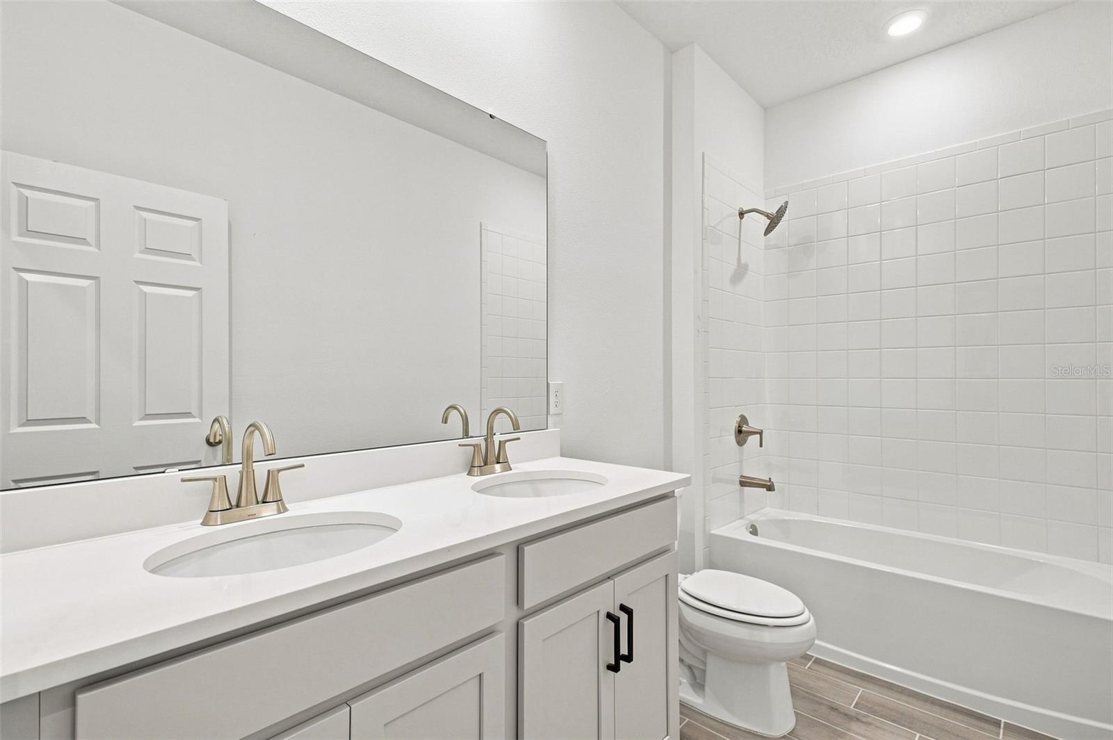 1868 Lattice Way Property Photo 18