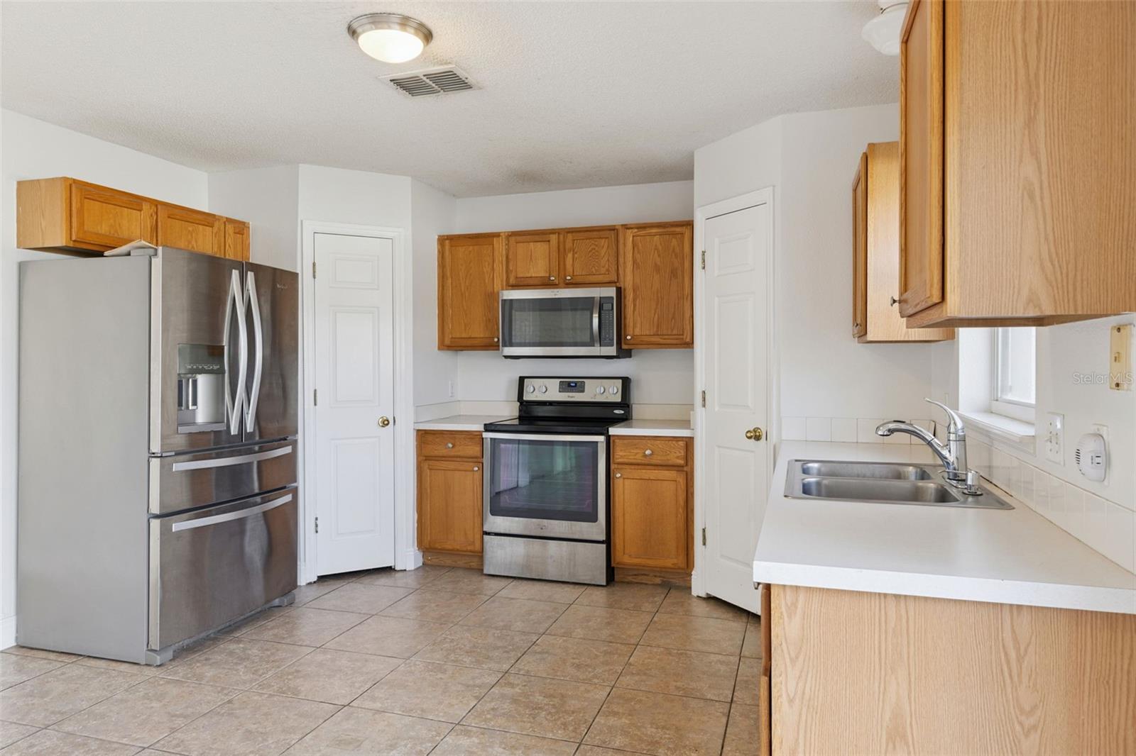 11245 Dacre Ln Property Photo 11