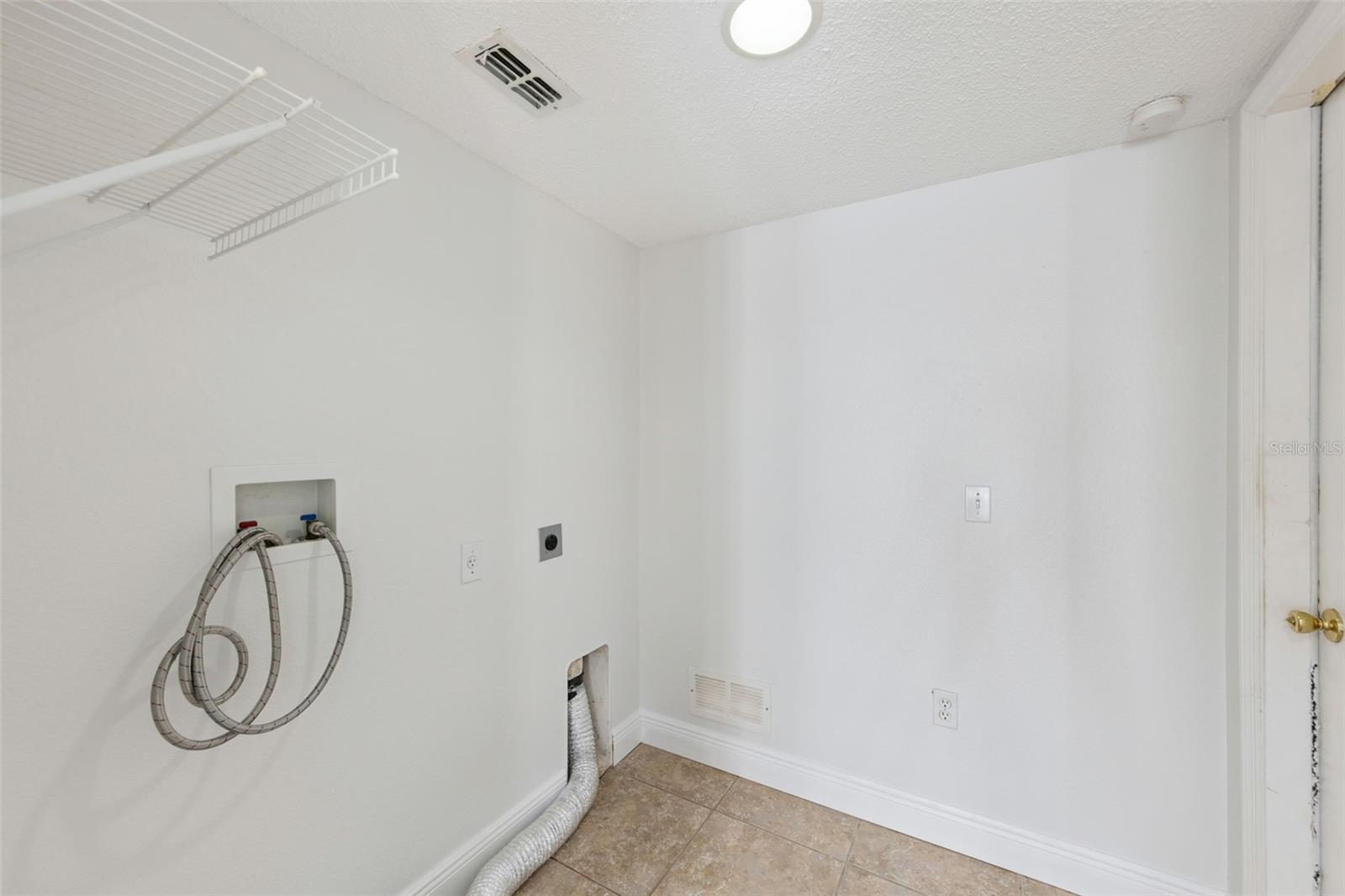 11245 Dacre Ln Property Photo 31