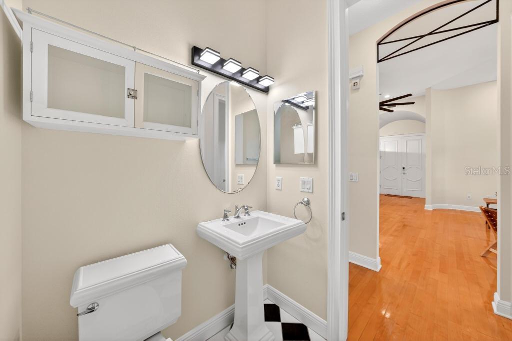 548 S Hyer Ave #1 Property Photo 45