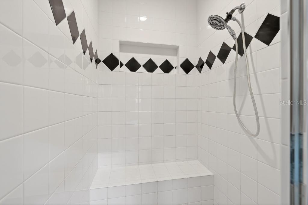 548 S Hyer Ave #1 Property Photo 50