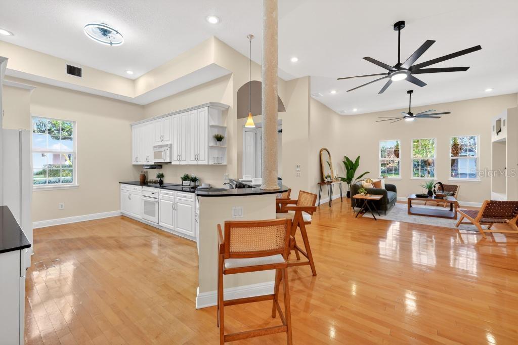 548 S Hyer Ave #1 Property Photo 63