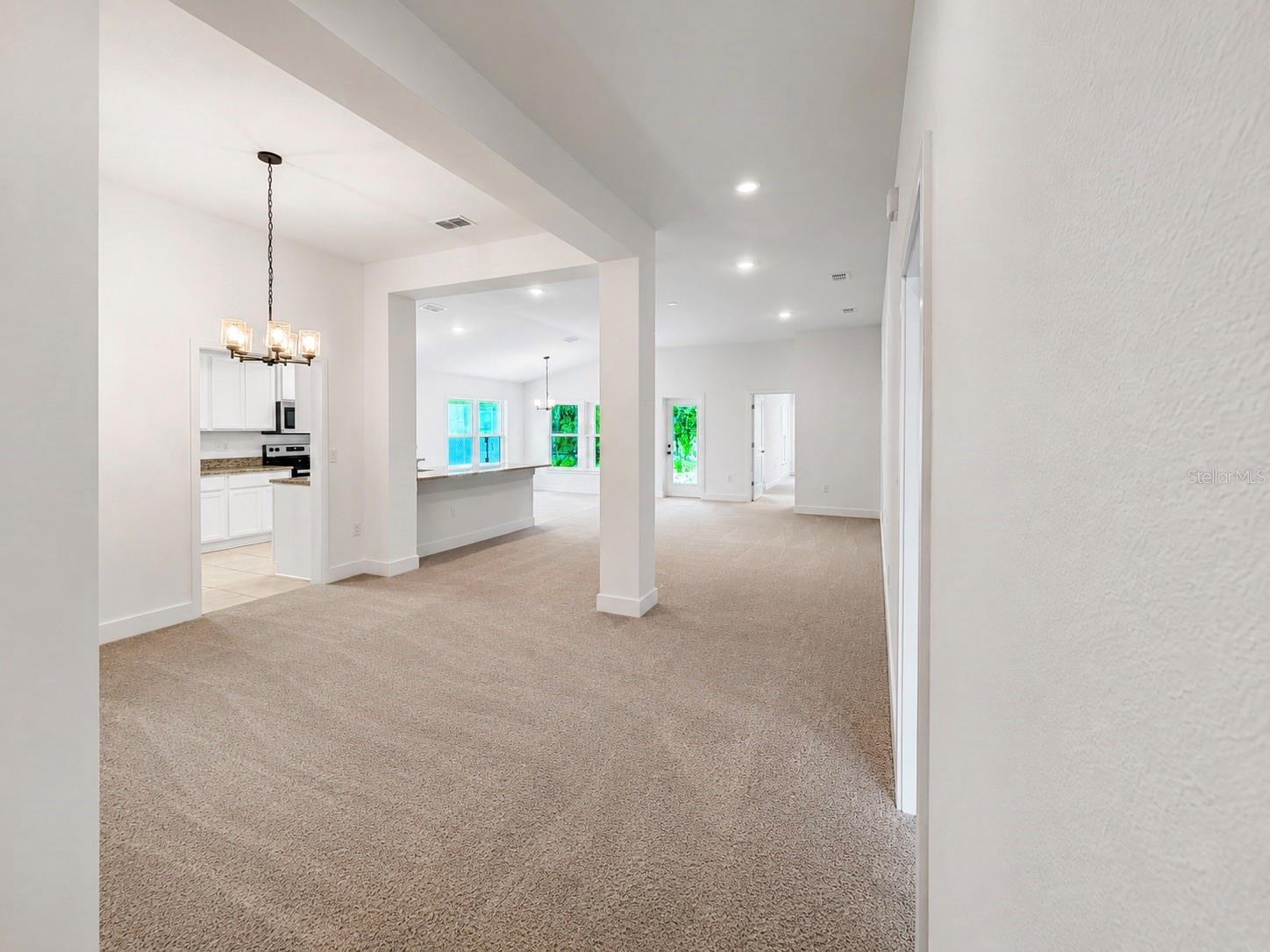 7618 Bent Tree Loop Property Photo 3