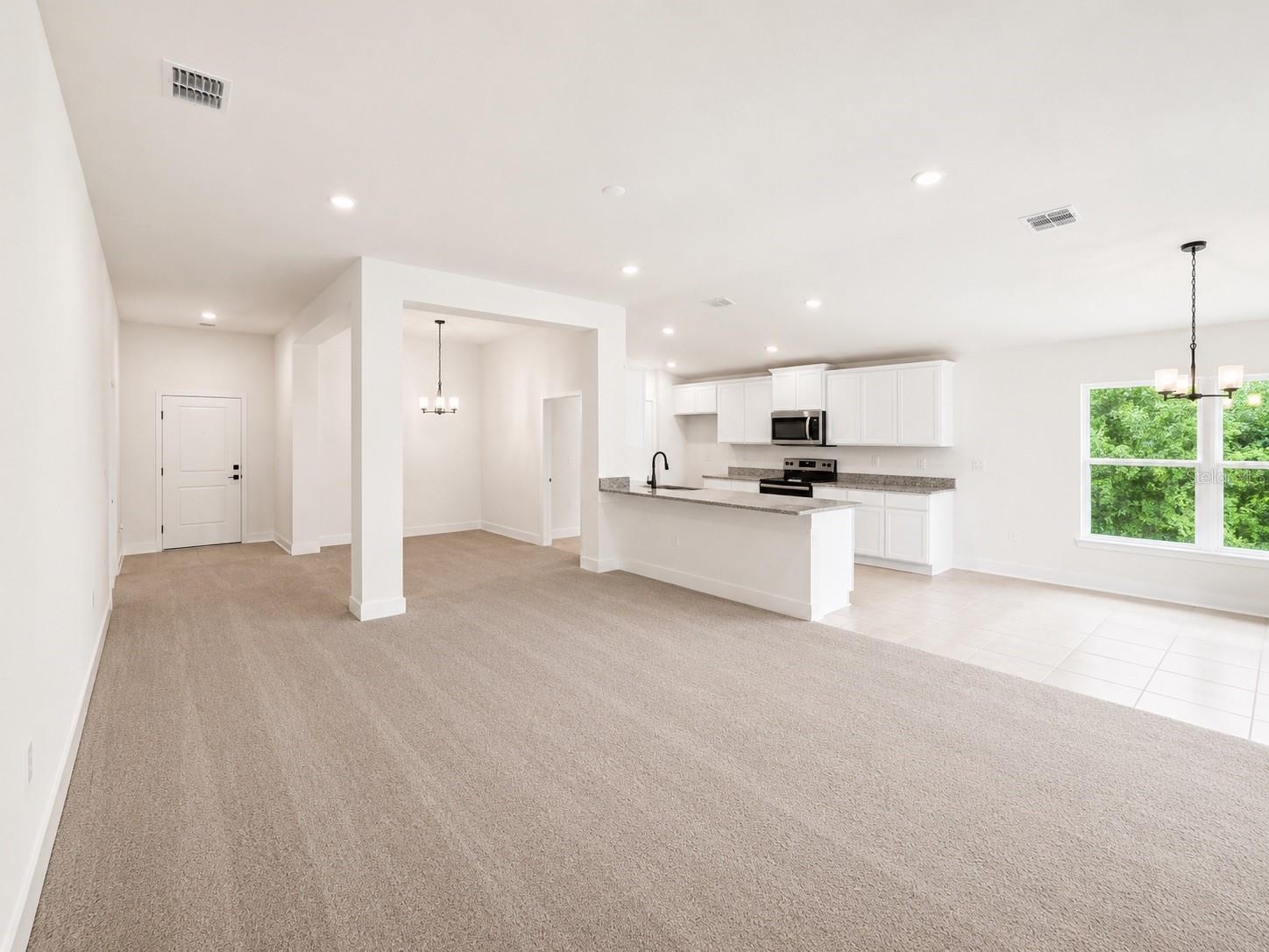 7618 Bent Tree Loop Property Photo 7