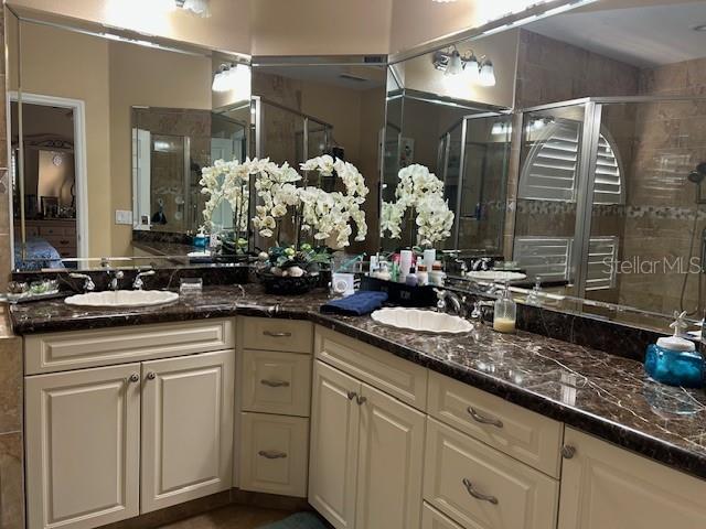 1308 Lake Willisara Cir #28-12 Property Photo 3