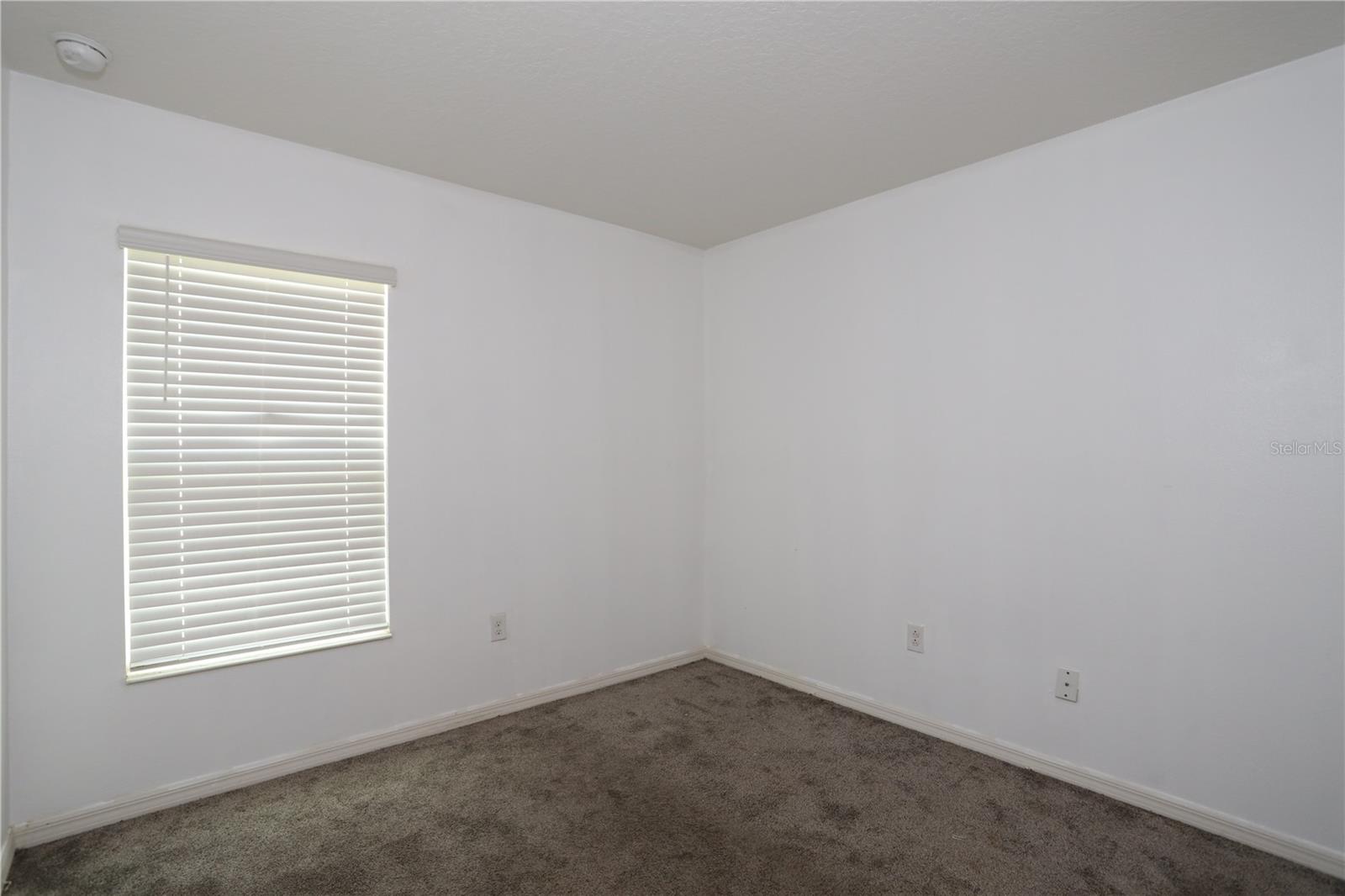 1141 Augustus Dr Property Photo 25