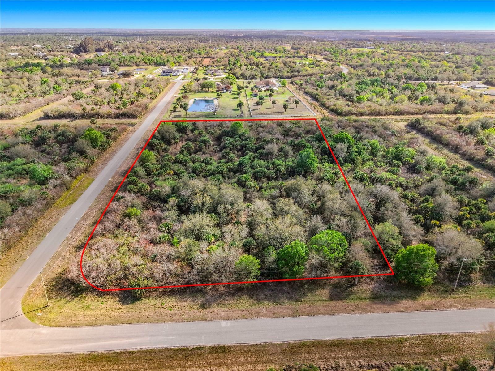 O6388847 Property Photo 2