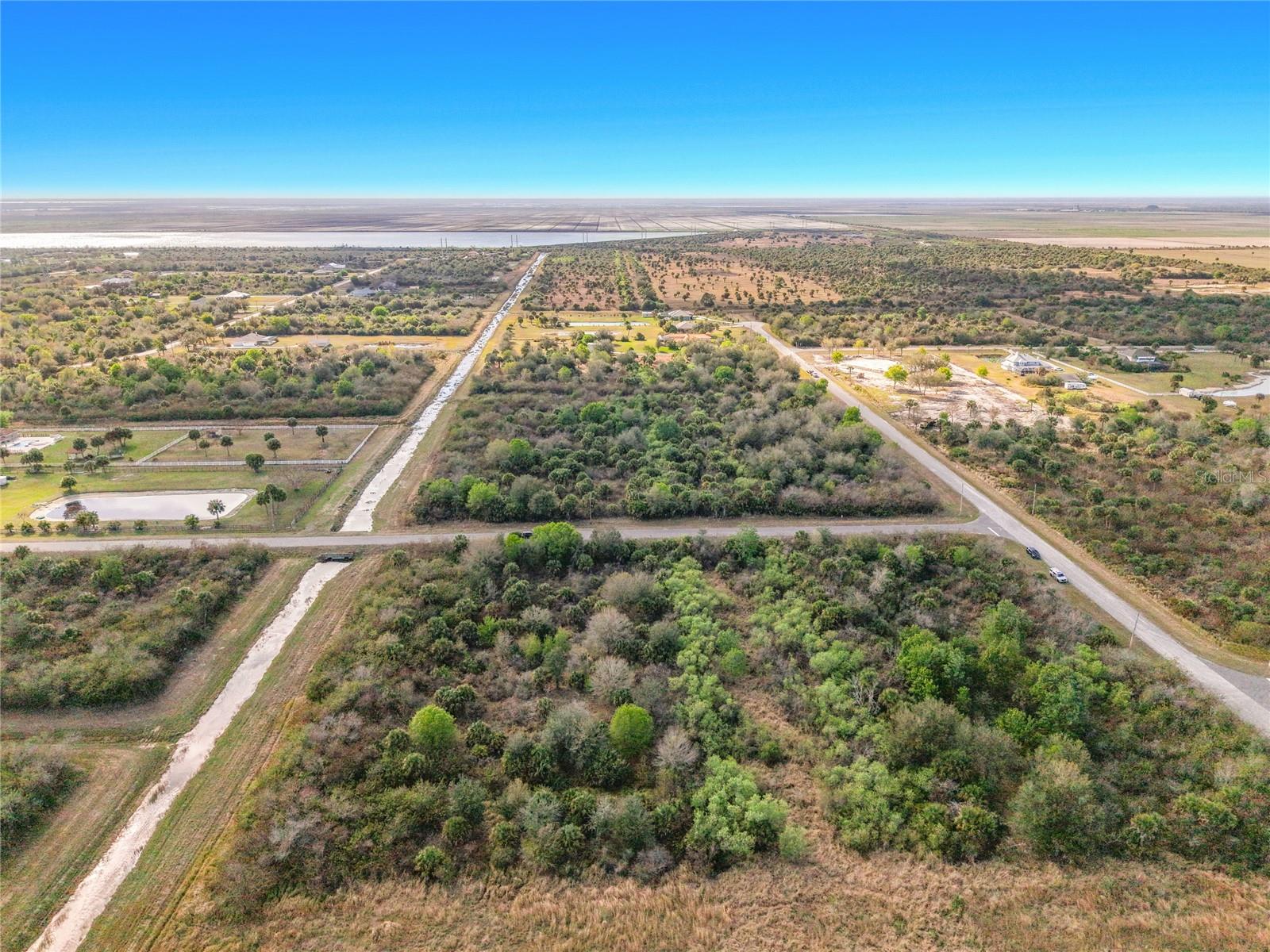 O6388847 Property Photo 6