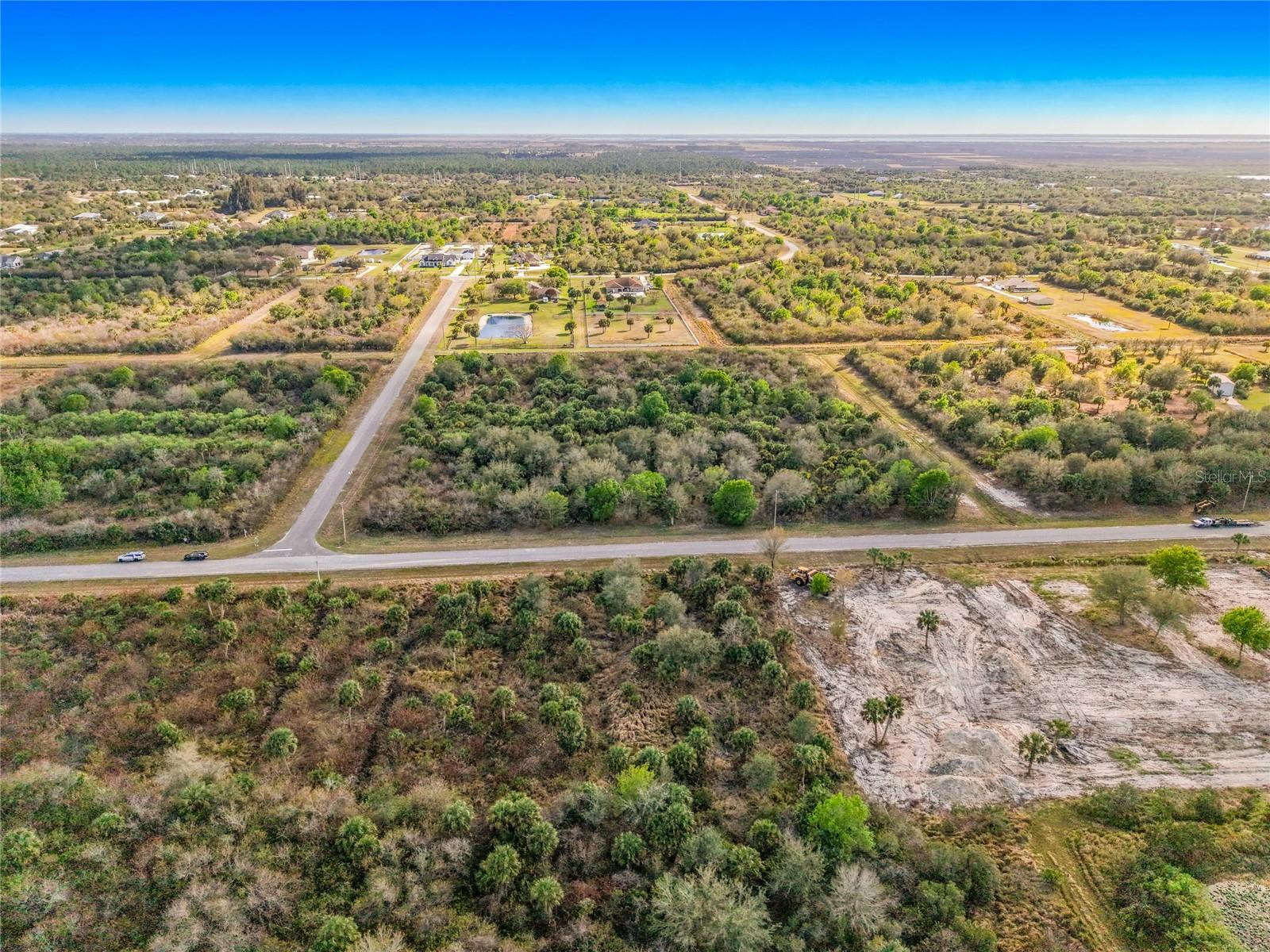 O6388847 Property Photo 26