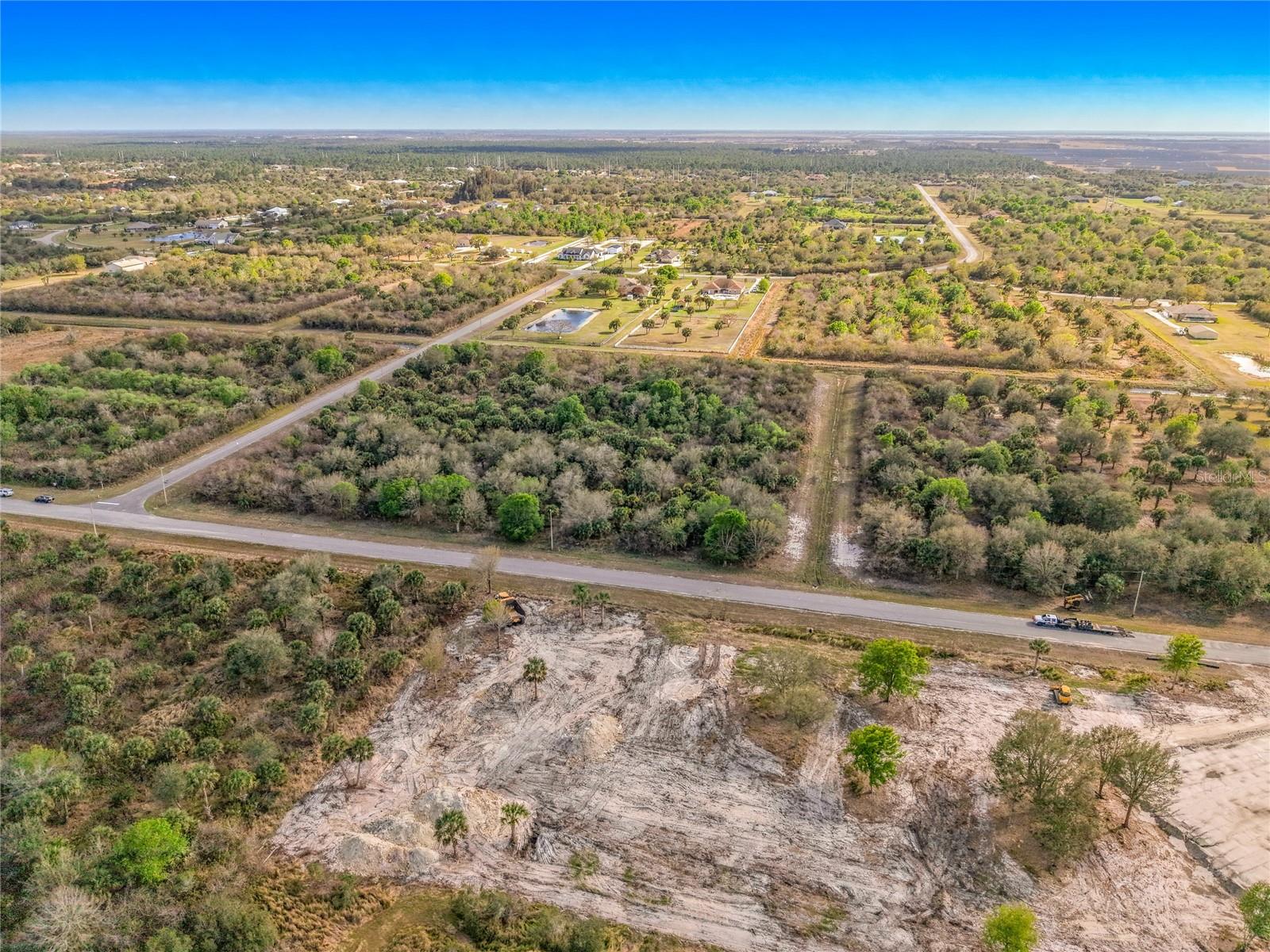 O6388847 Property Photo 27