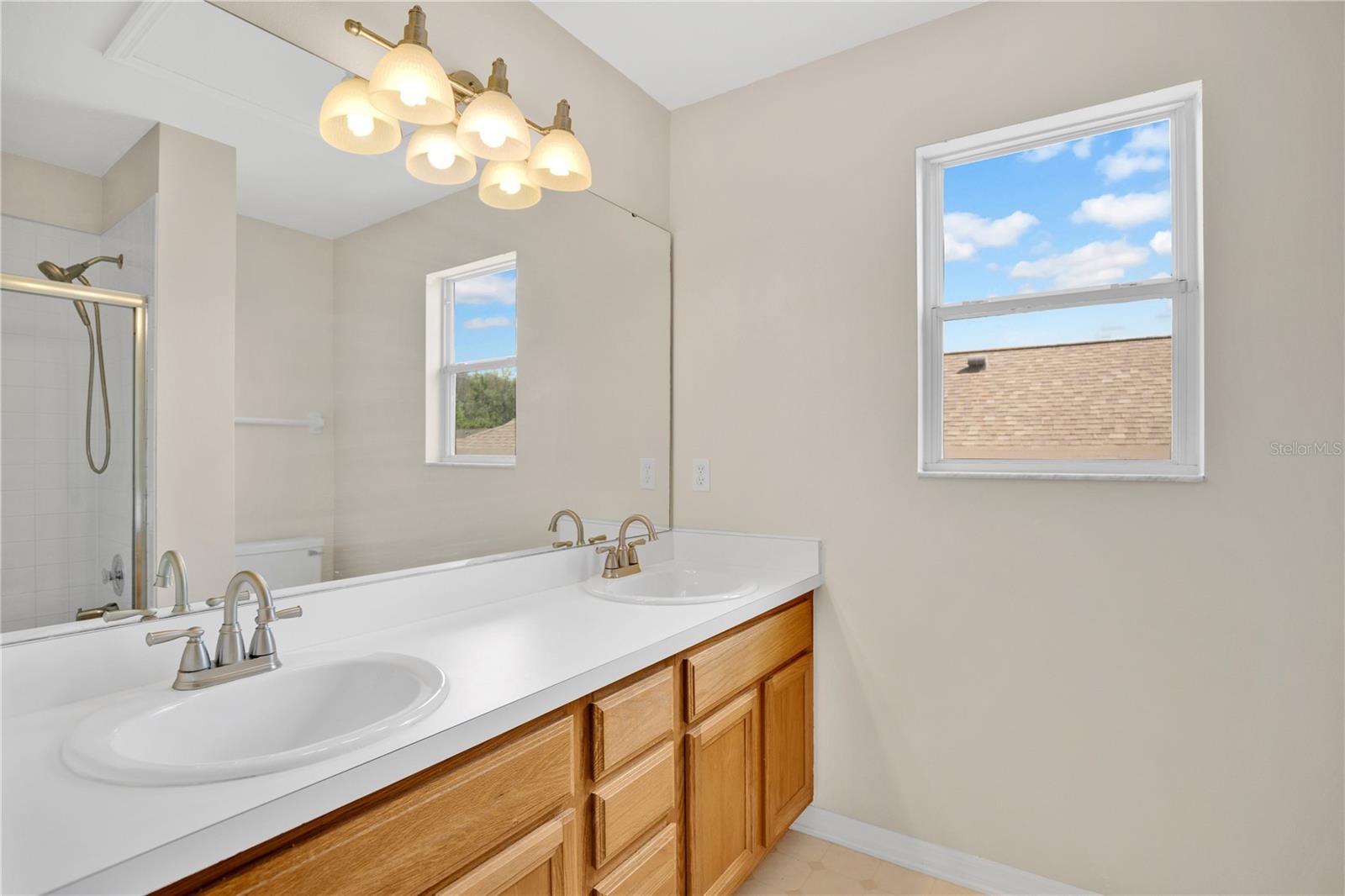 13538 Fordwell Dr Property Photo 22