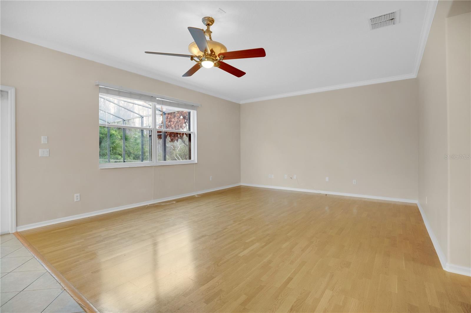 2615 Lakemoor Dr Property Photo 10