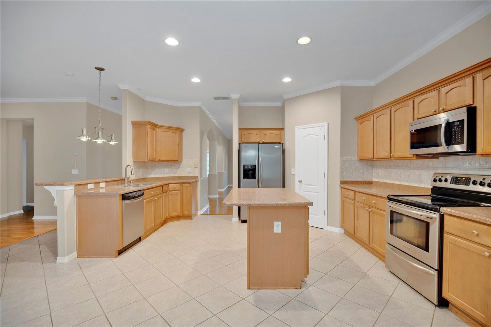 2615 Lakemoor Dr Property Photo 16