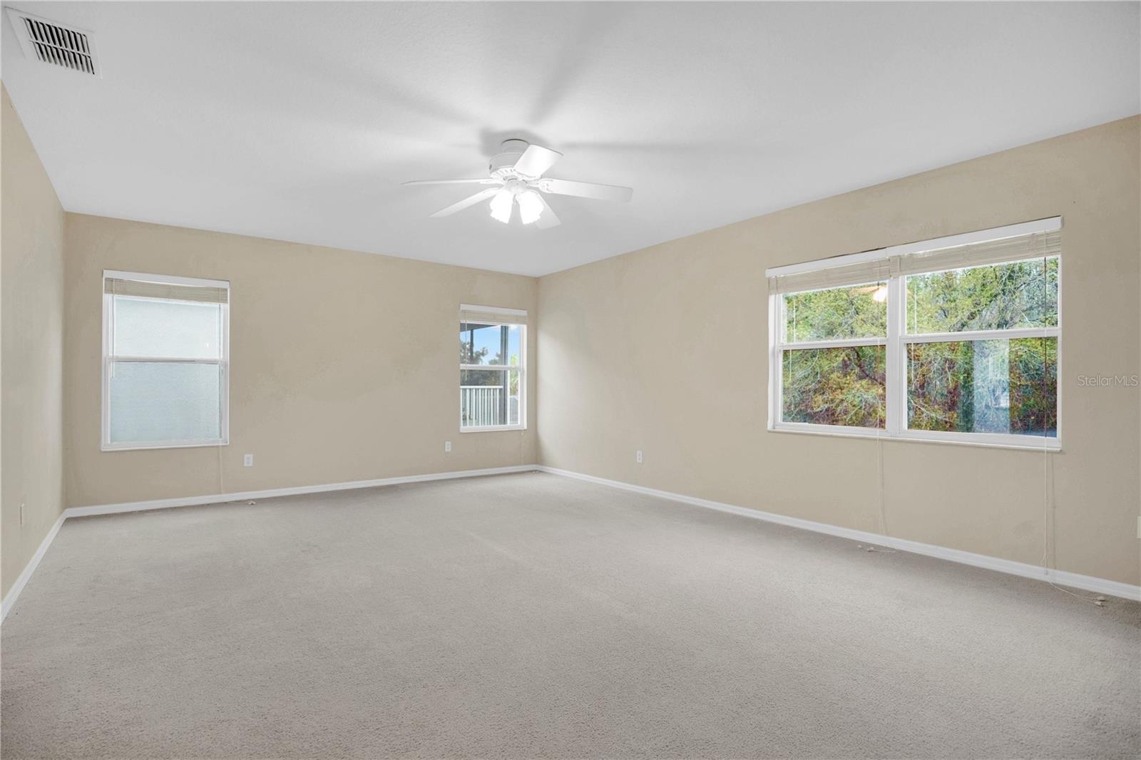 2615 Lakemoor Dr Property Photo 22