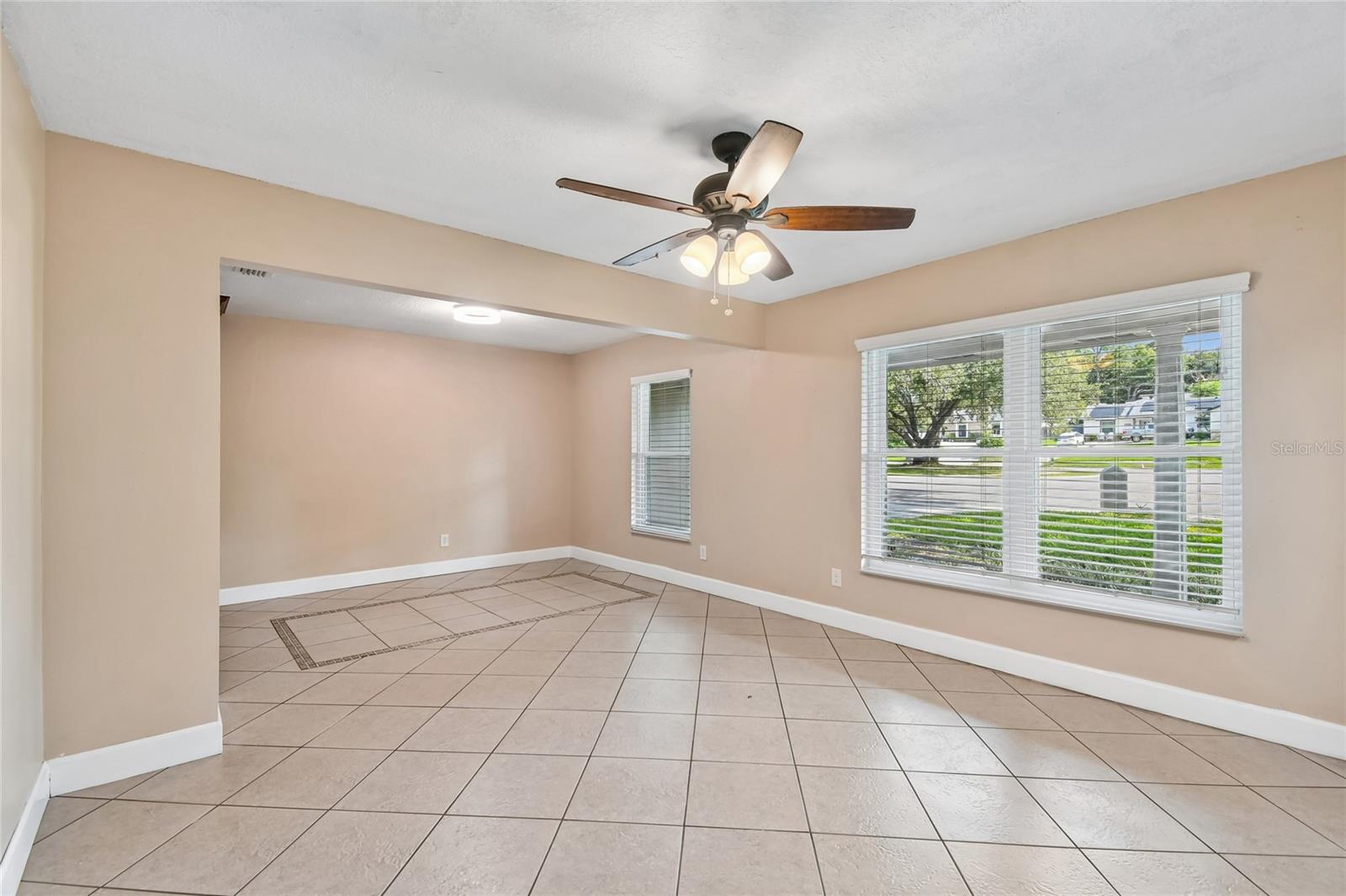 3244 Hunter Ct Property Photo 4