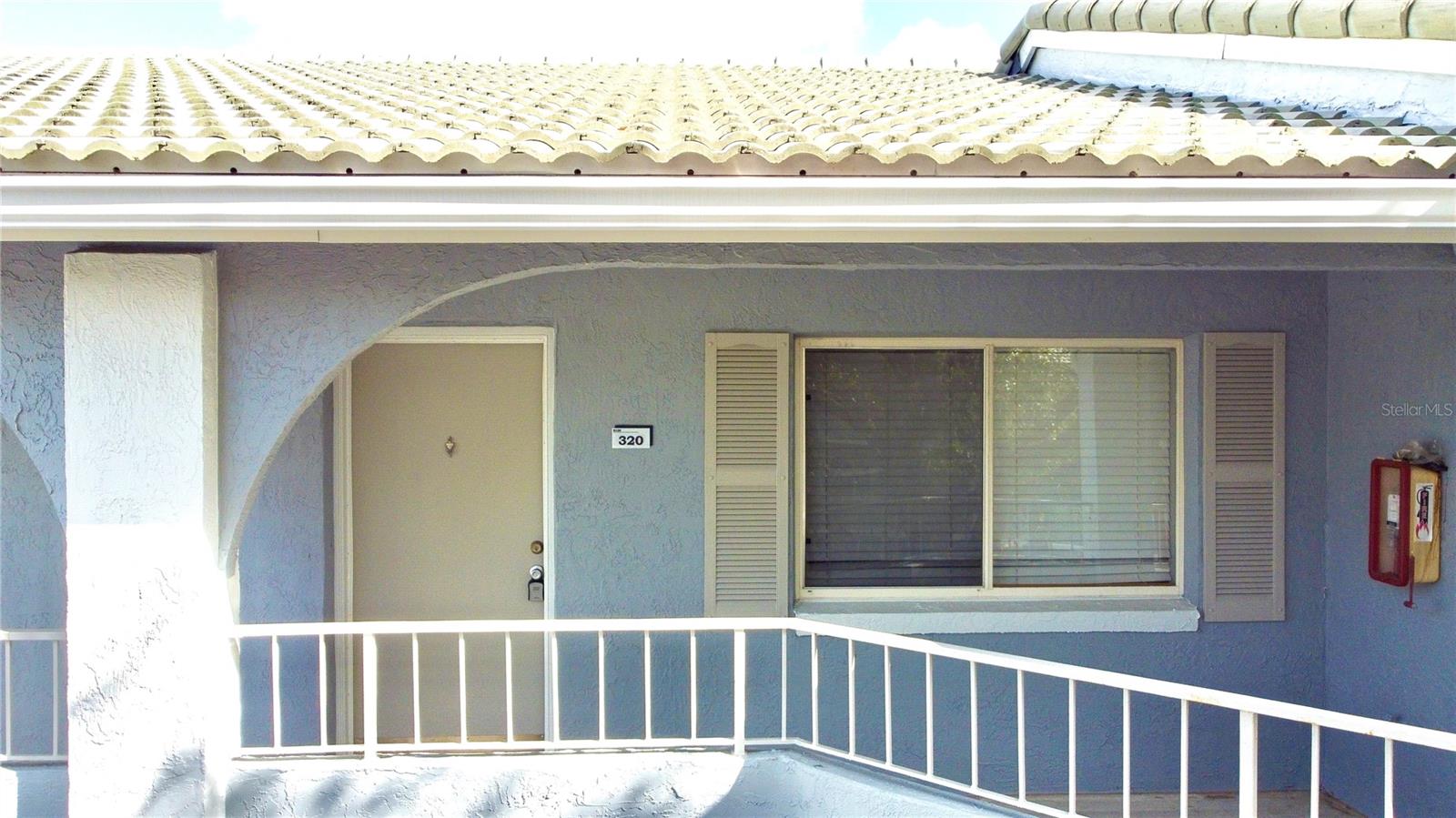 120 Blue Point Way #320 Property Photo 1