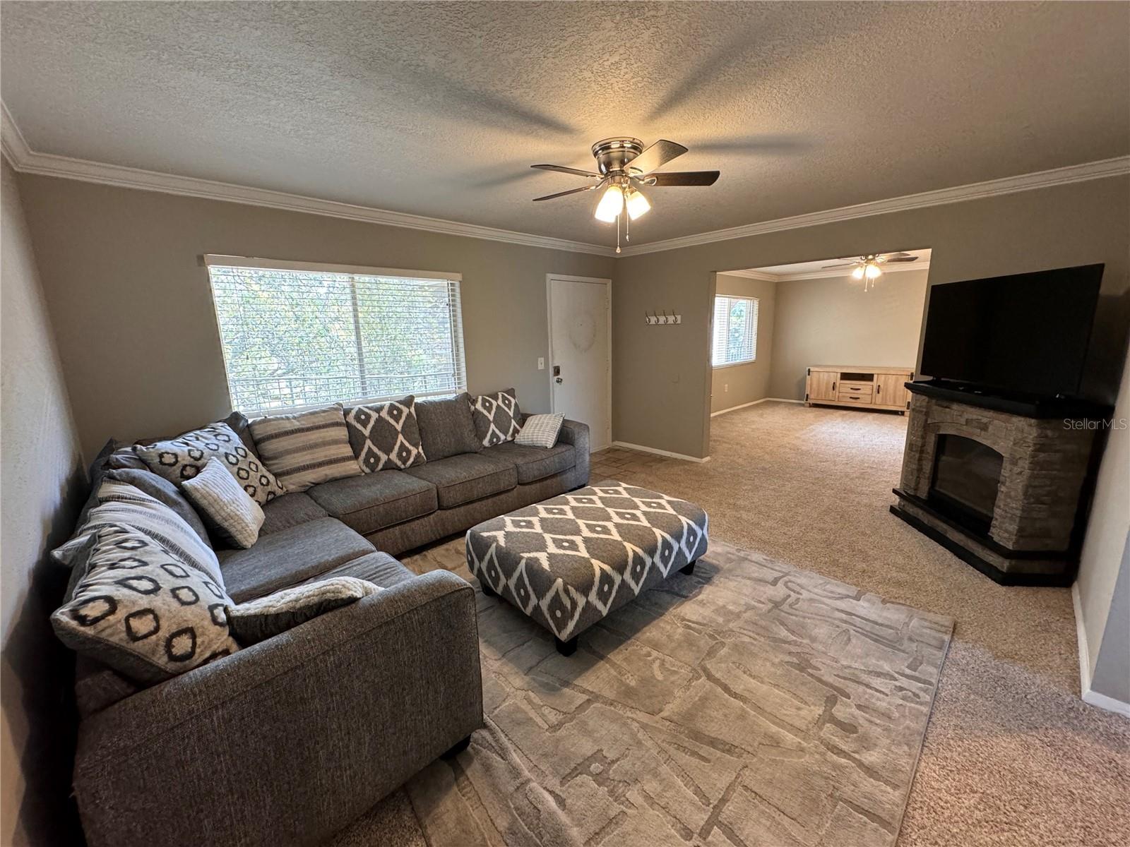 120 Blue Point Way #320 Property Photo 2