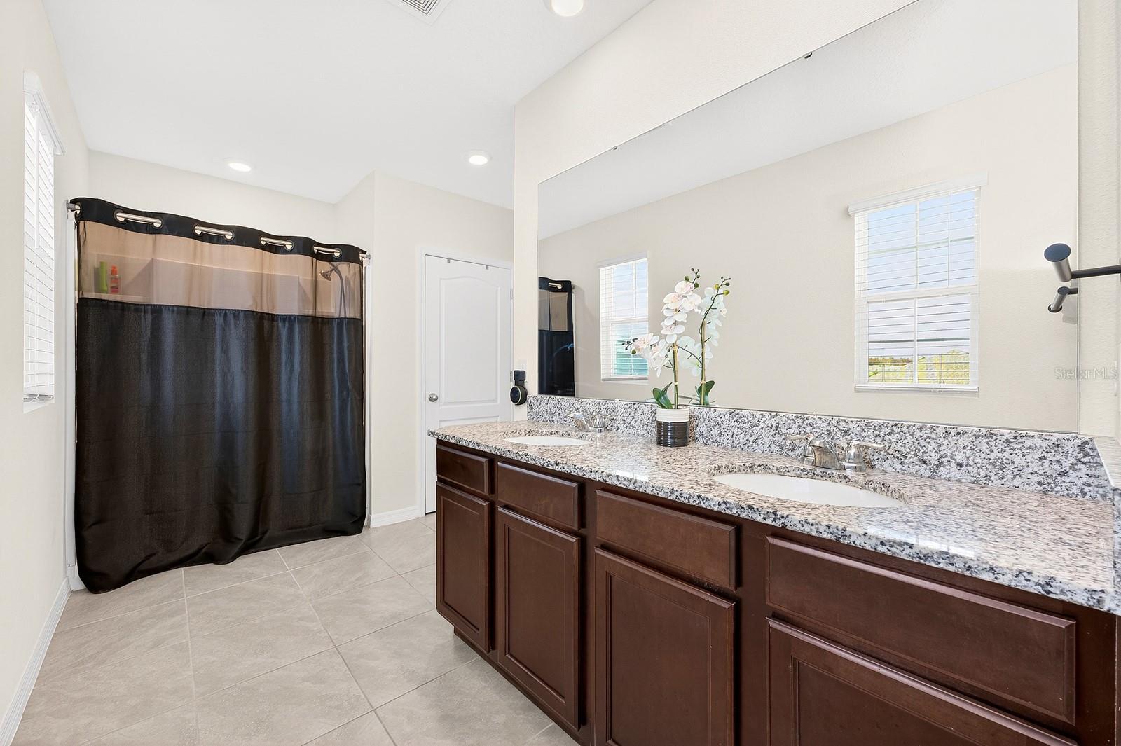 3353 Eastgrove Ter Property Photo 14