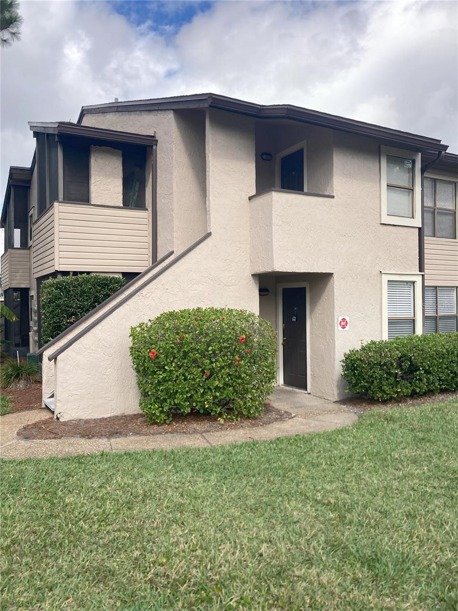2918 ANTIQUE OAKS CIR #25
