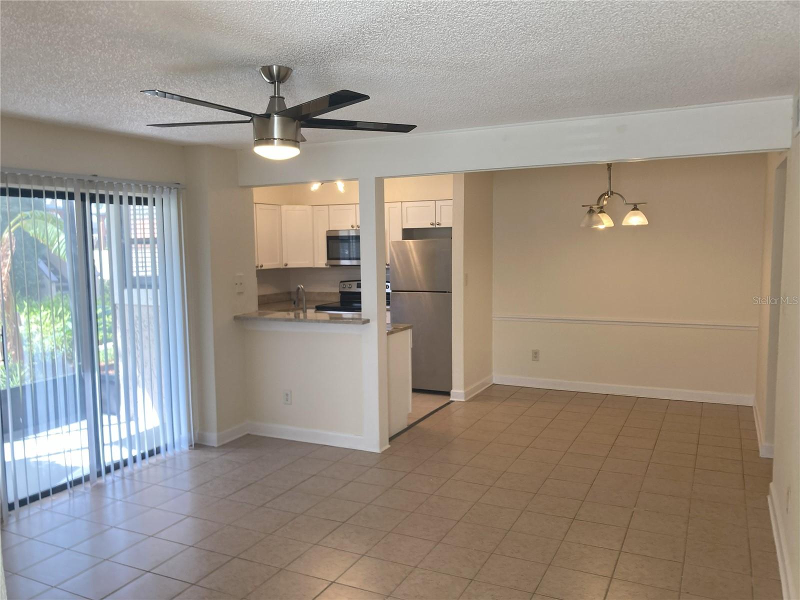 2918 Antique Oaks Cir #25 Property Photo 2
