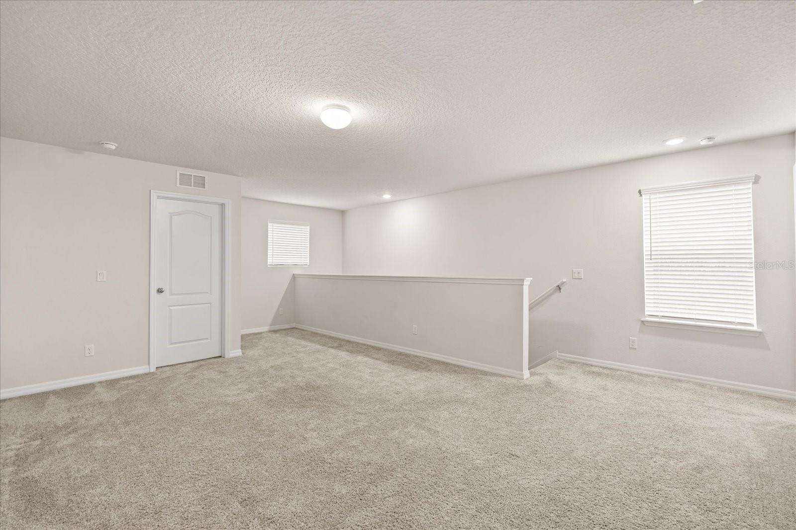 5192 Chickadee St Property Photo 16