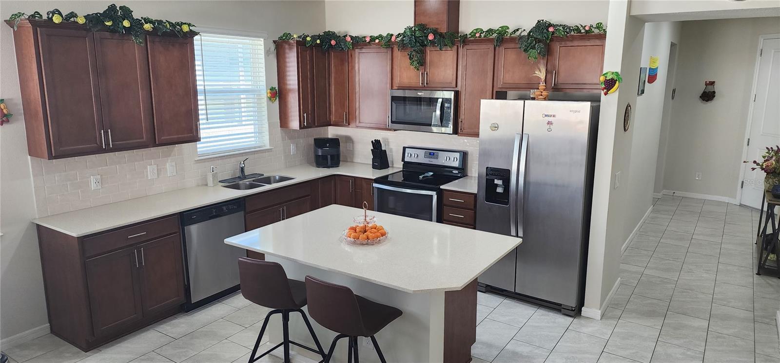 1823 Spring Shower Cir Property Photo 4