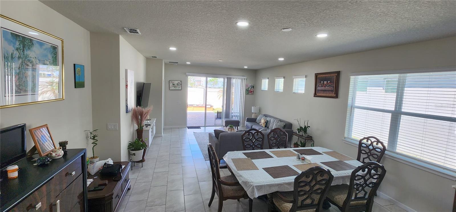 1823 Spring Shower Cir Property Photo 7
