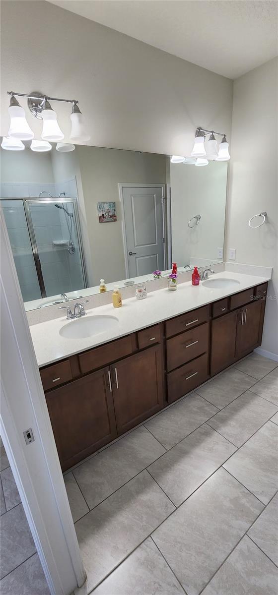 1823 Spring Shower Cir Property Photo 9