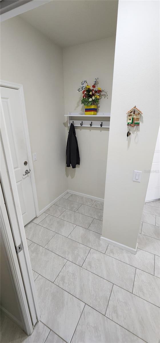 1823 Spring Shower Cir Property Photo 28