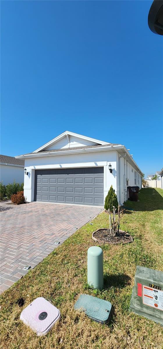 1823 Spring Shower Cir Property Photo 33
