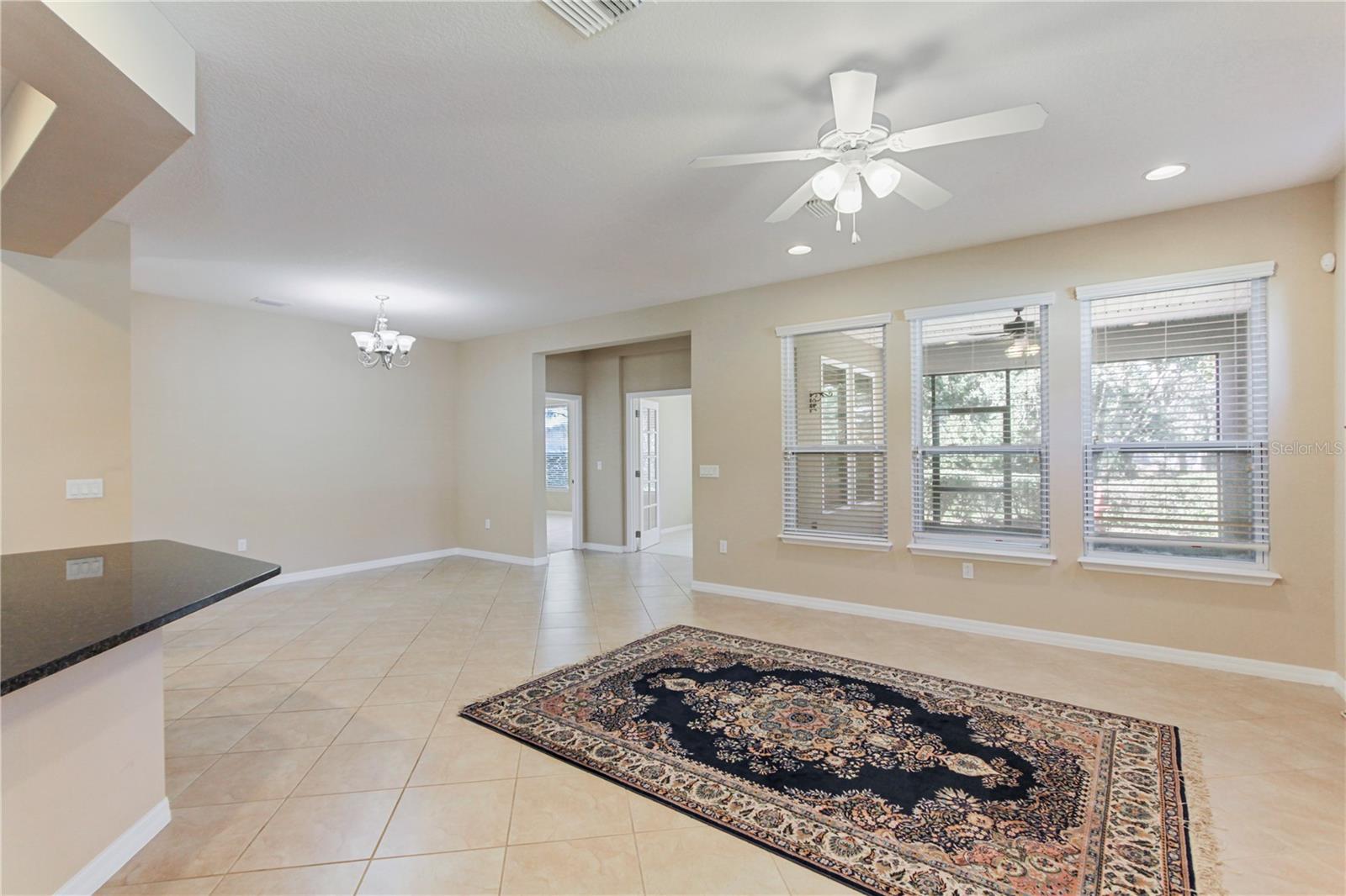 374 Salt Marsh Ln Property Photo 9