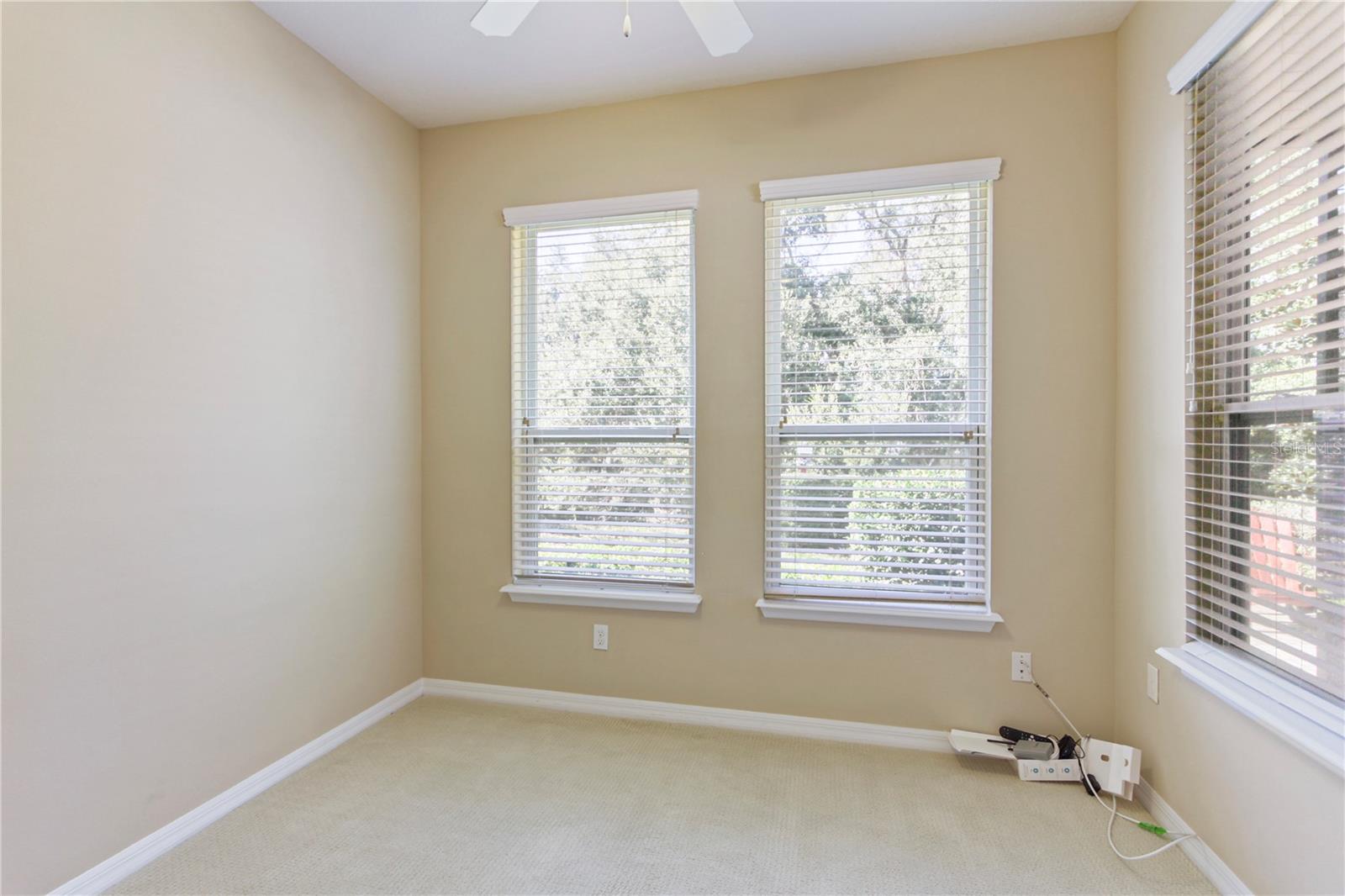 374 Salt Marsh Ln Property Photo 12