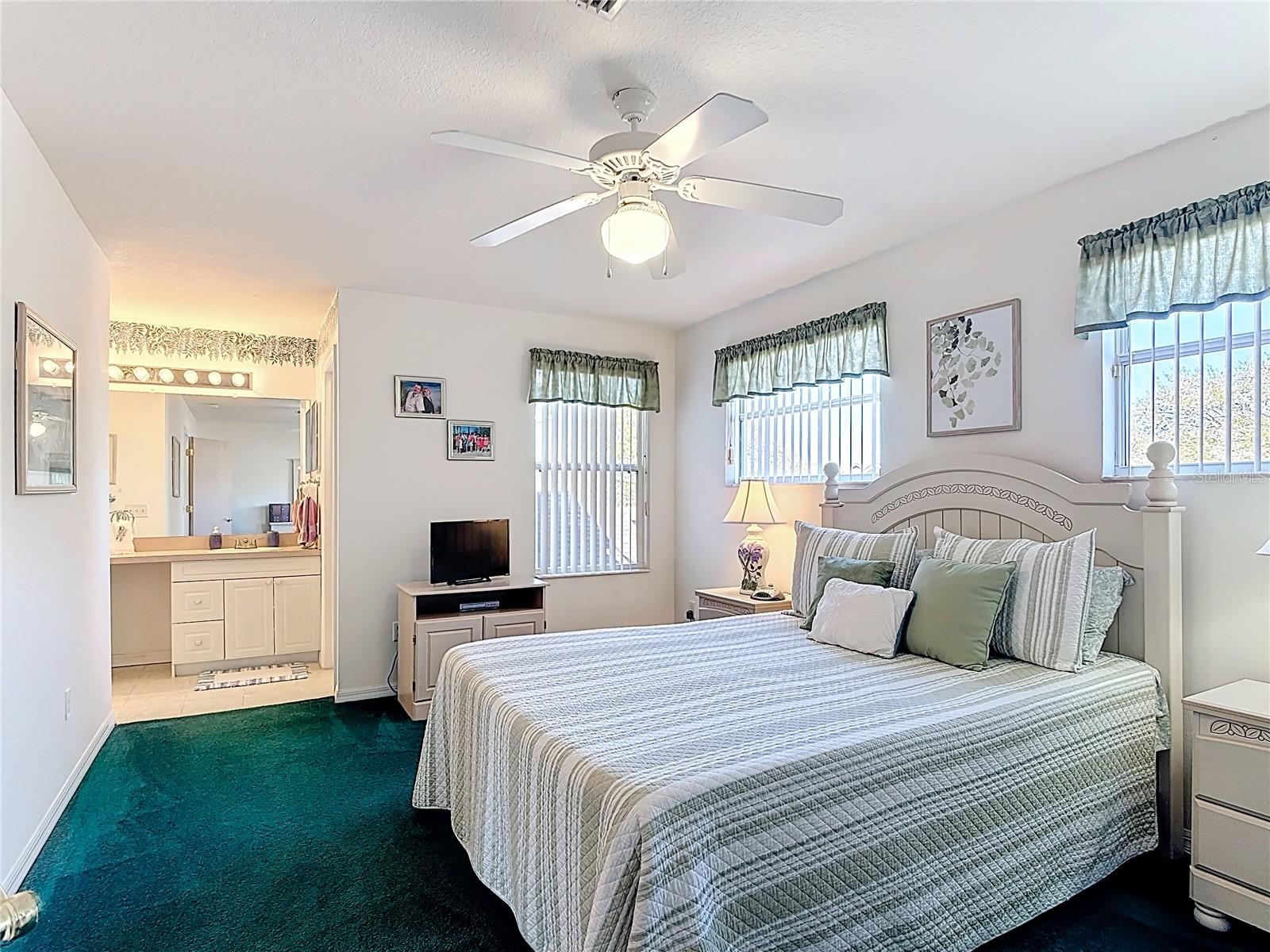 565 Orchid Dr Property Photo 16