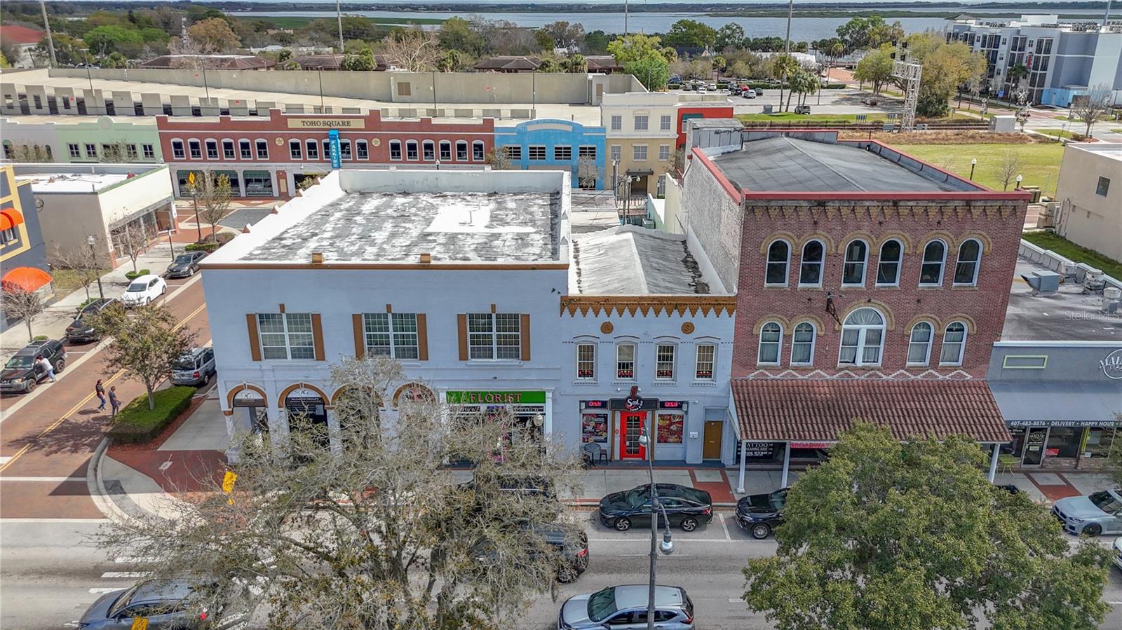 O6389308 Property Photo 2