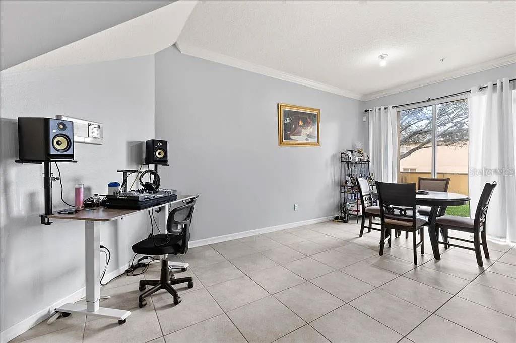 662 Fortanini Cir Property Photo 4
