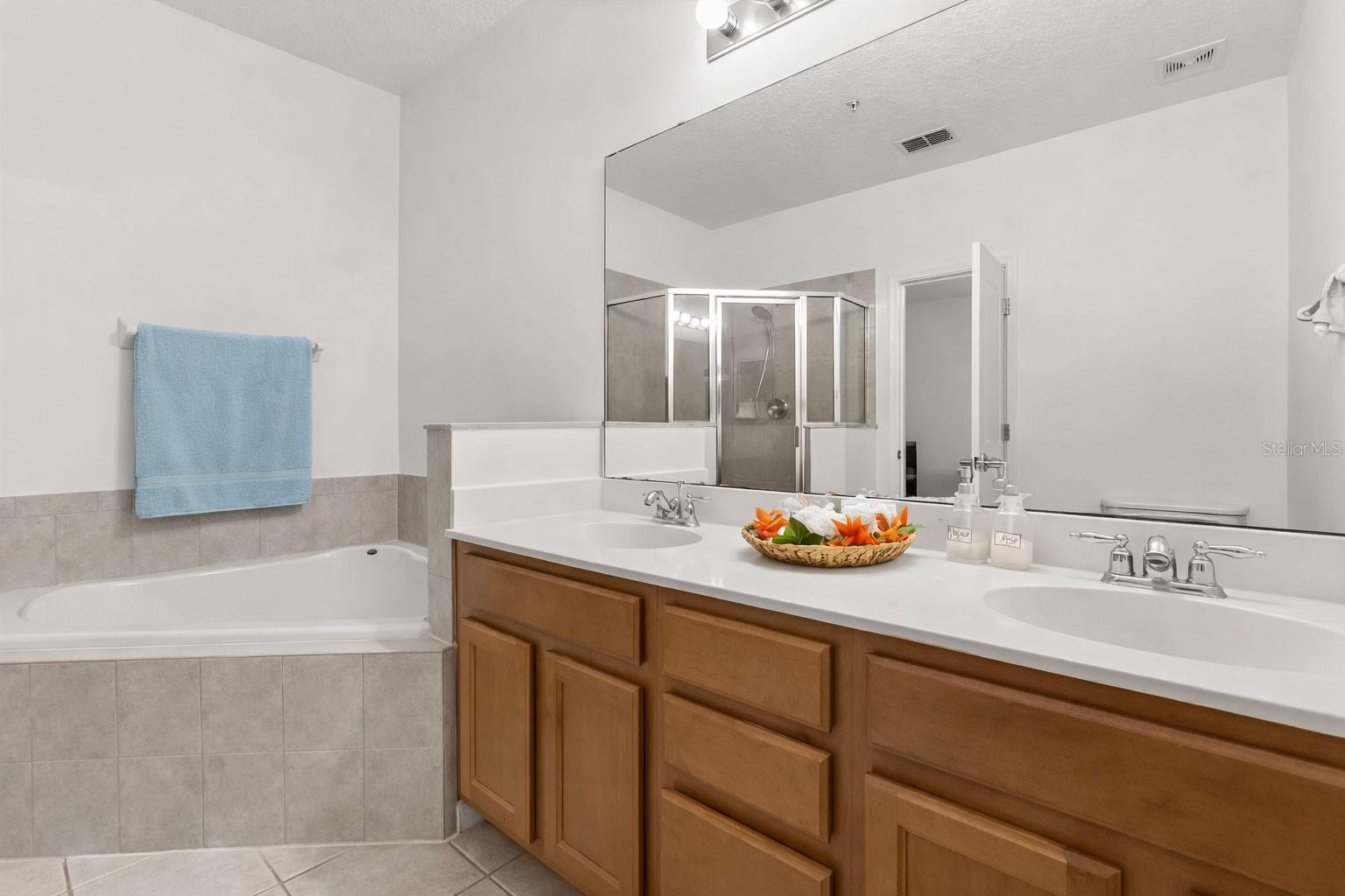 662 Fortanini Cir Property Photo 14