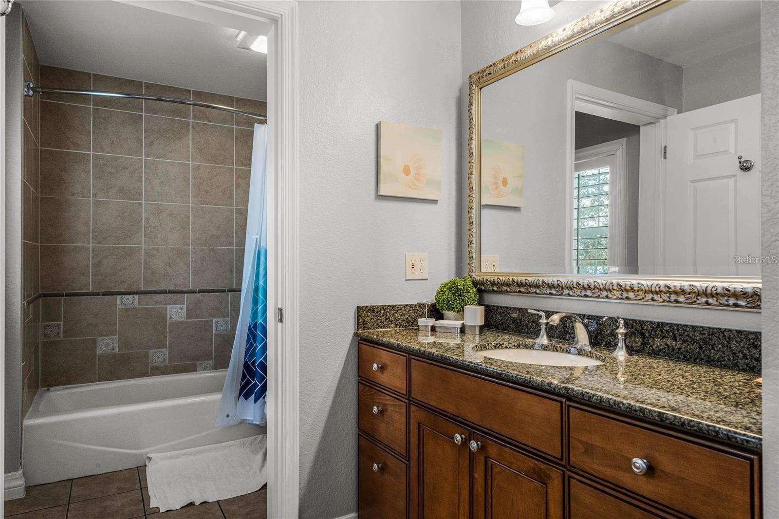 1102 Sunset View Cir #204 Property Photo 13