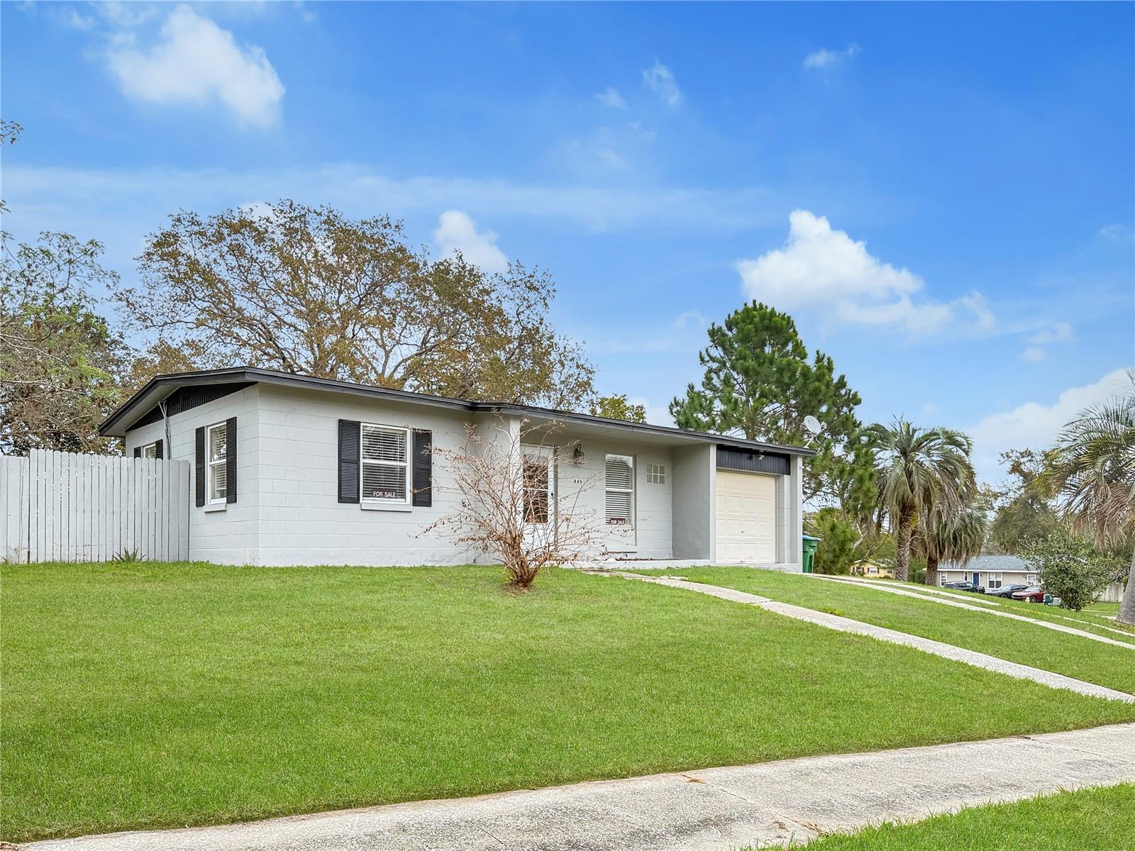 889 W Village Dr Property Photo 1