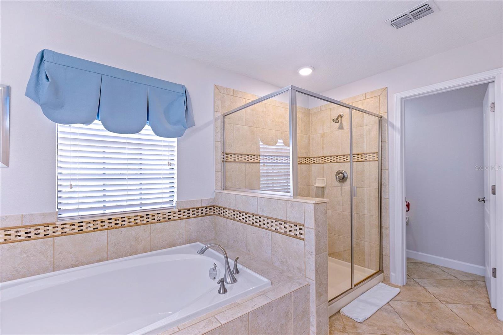 9023 Shadow Mountain St Property Photo 29