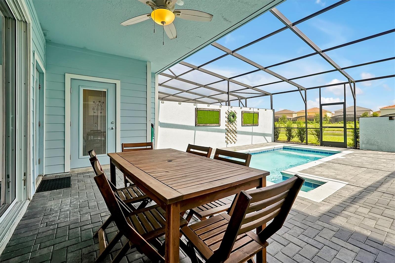 7578 Oak Spring Ln Property Photo 14