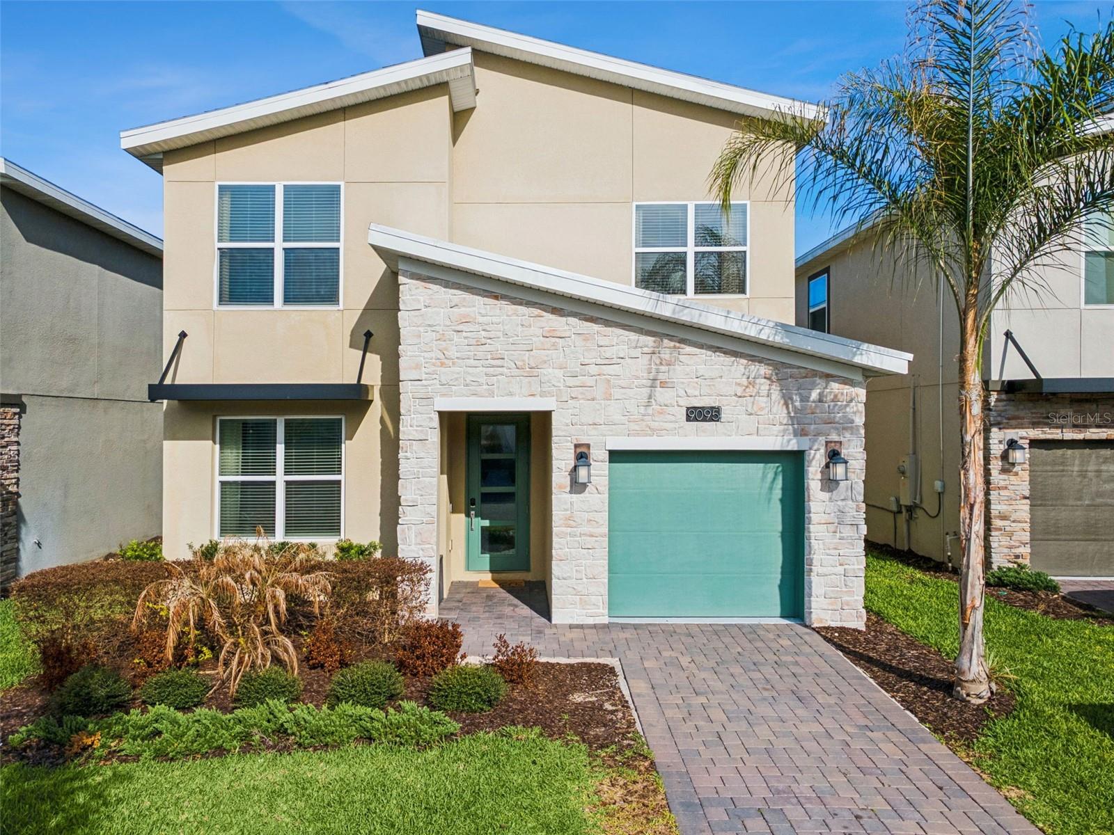 9095 Sommerset Hills Dr Property Photo 1