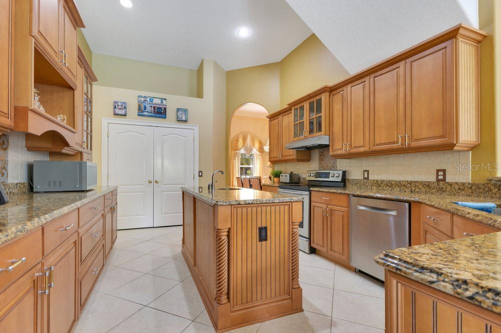 283 Lakay Pl Property Photo 9