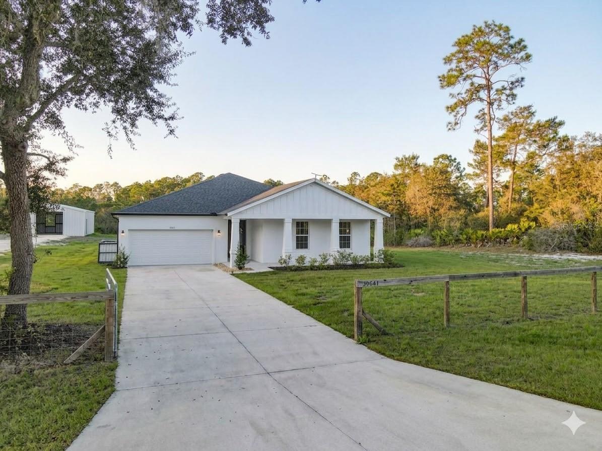 39641 Royal Trails Rd Property Photo 2