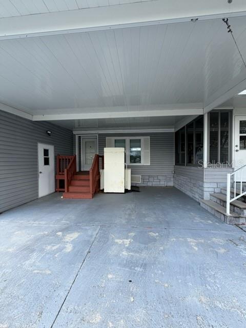 194 Rosewood Dr Property Photo 4