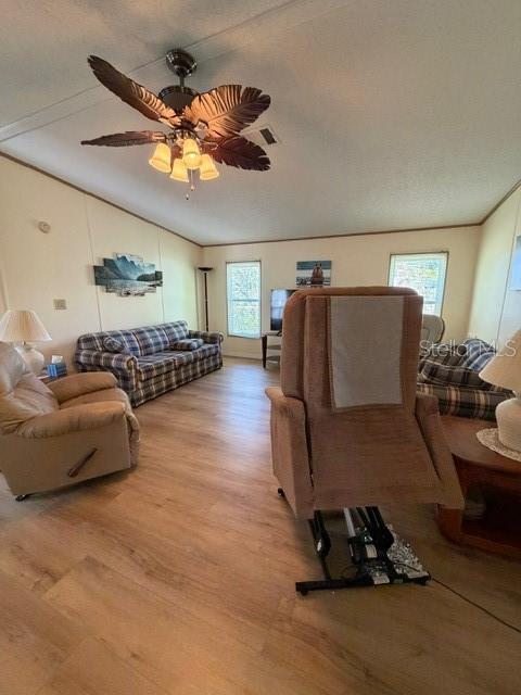 194 Rosewood Dr Property Photo 10