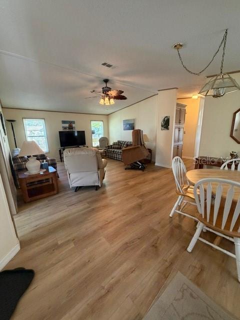 194 Rosewood Dr Property Photo 15