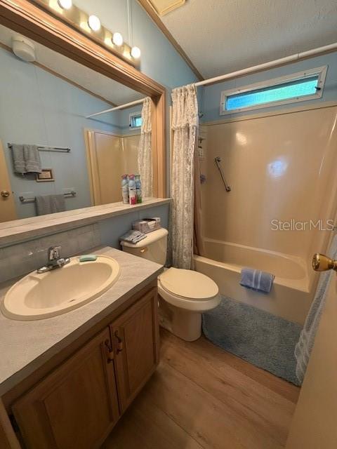 194 Rosewood Dr Property Photo 35