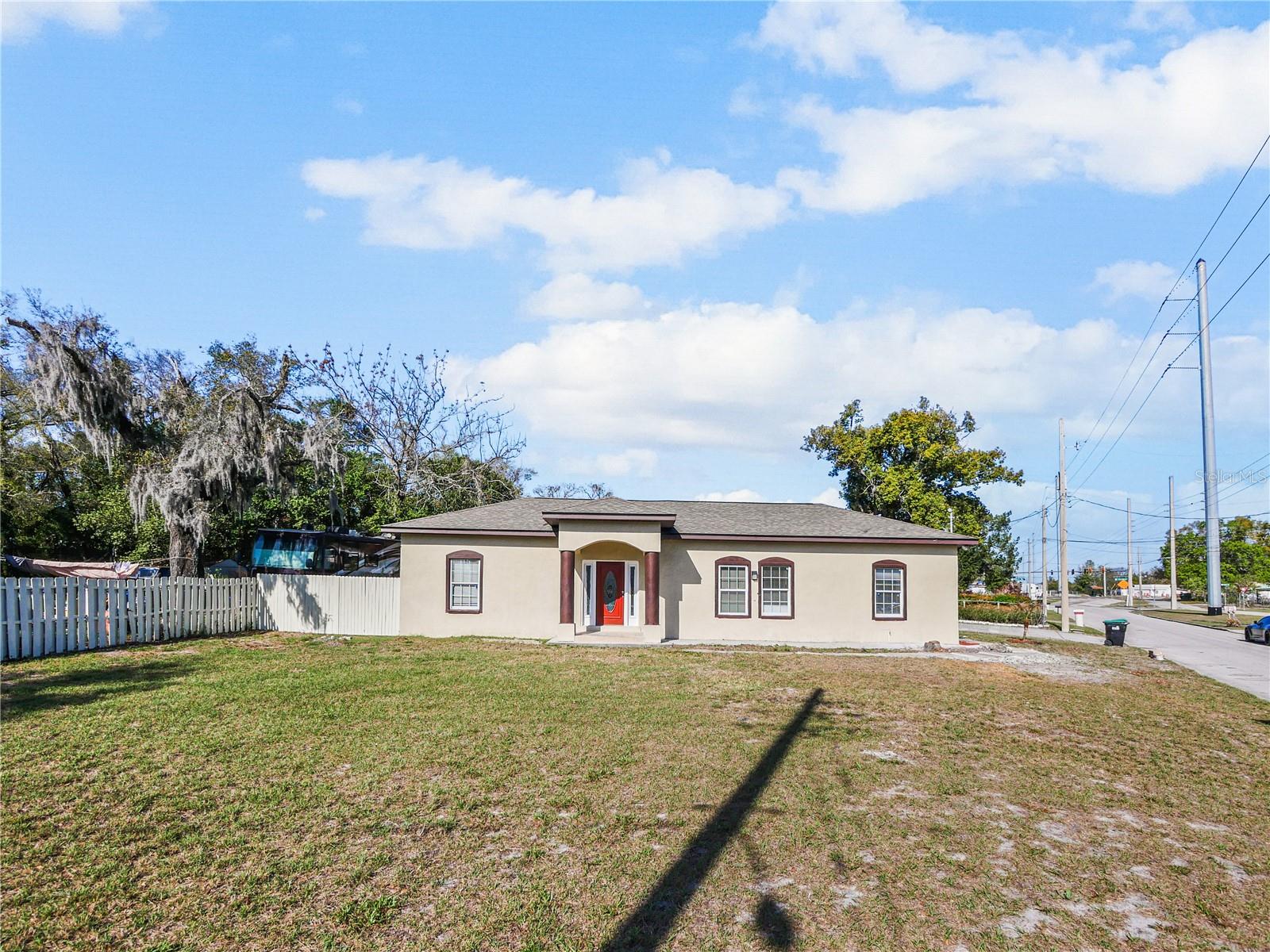 4901 Balboa Dr Property Photo 1