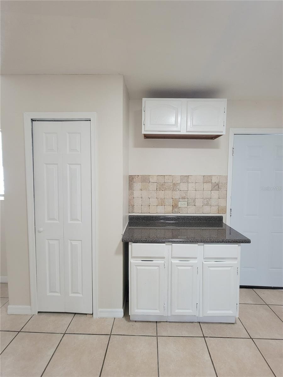 4901 Balboa Dr Property Photo 11