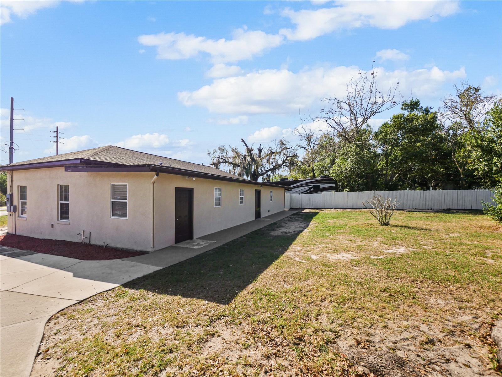 4901 Balboa Dr Property Photo 23